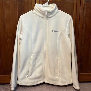 NWOT- Columbia Fleece Jacket (white) (women’s medium)